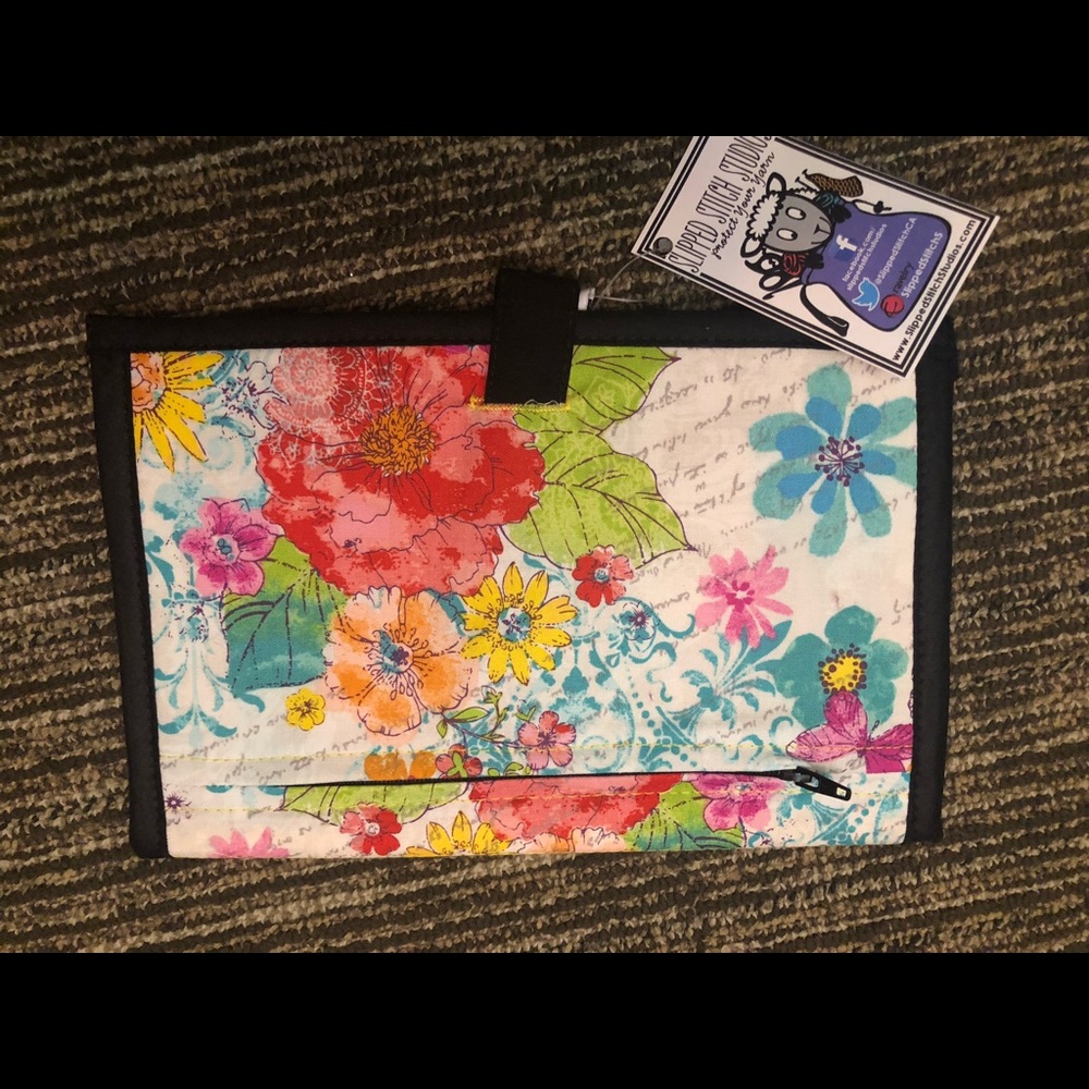 Handmade Pattern Holder - Picture 3 of 3
